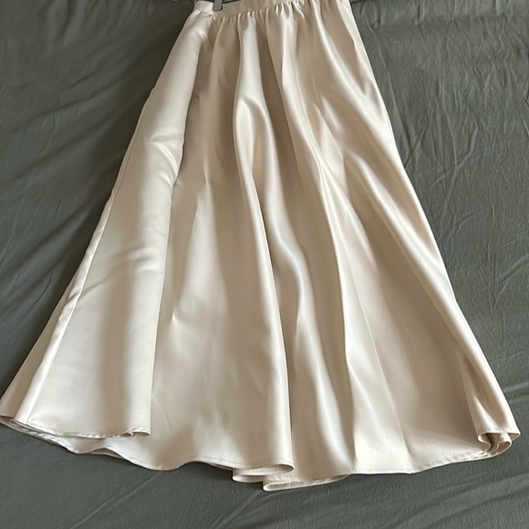 Dresses & Skirts - The Keaton Satin Skirt